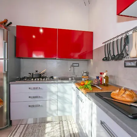 Laura Private Pool And Garden - Happy *